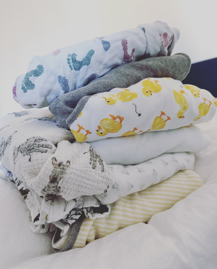 Top 3 Picks for the Best Baby Swaddle: Burt’s Bees, Cloud island @ Target, and Aden and Anais